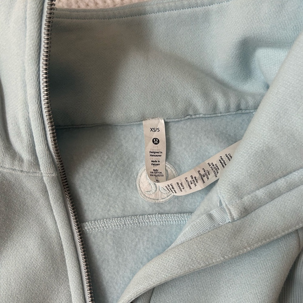 lululemon scuba half zip - Picture 3 of 5
